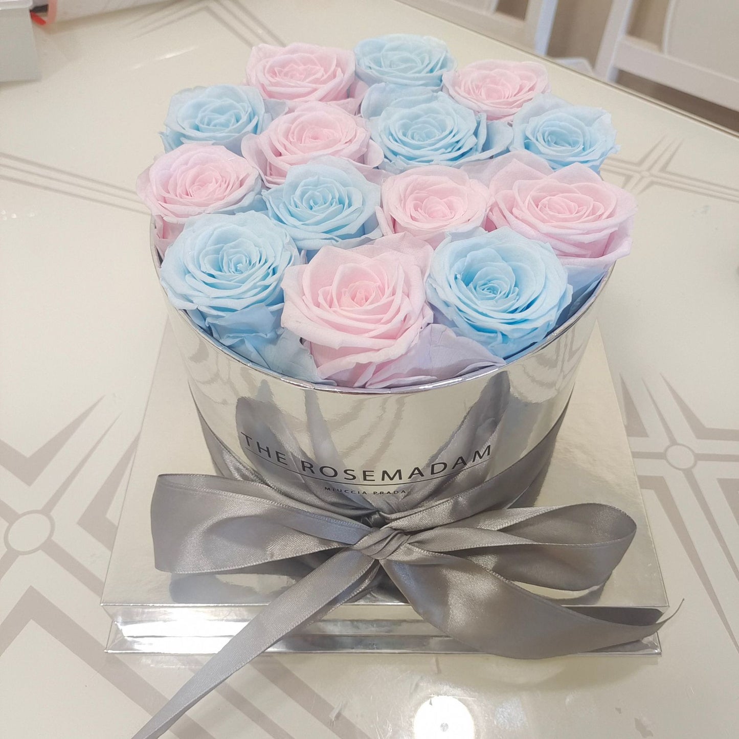 Silver Mirror Round Preserved Flower Roses